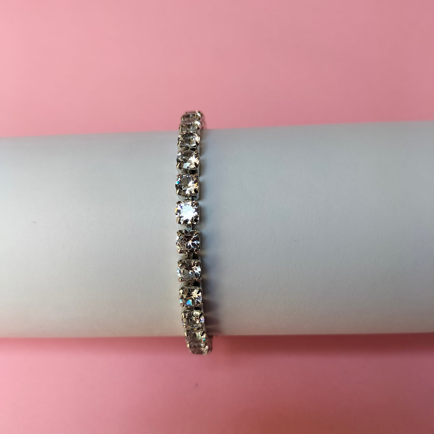 Luxury Diamond Look Bracelet For Girls/Women